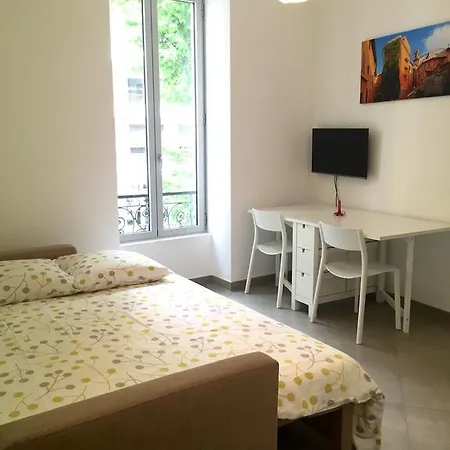 Apartment Le Cedre Bleu *