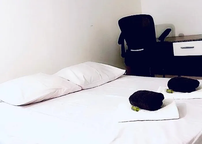 Le Cedre Bleu Appartement *